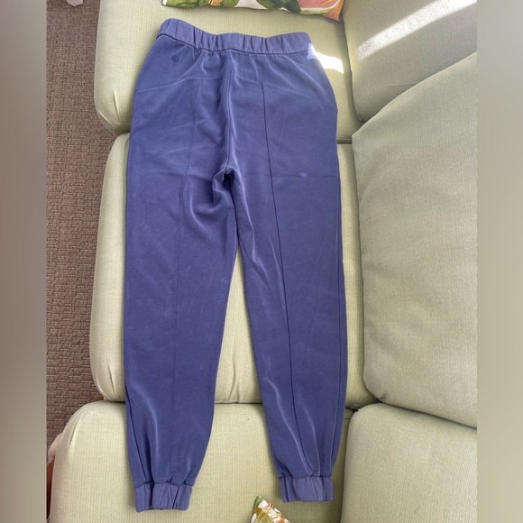 Lululemon softstreme high rise jogger - Picture 2 of 7